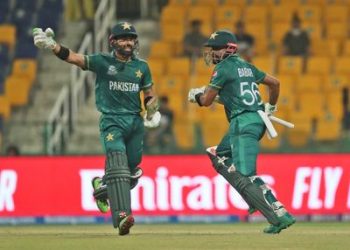 Babar-Rizwan masterclass outshines