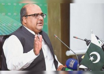 Shahzad Akbar resigns; vows to remain part of PTI