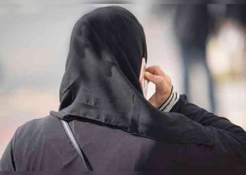 Burqah-clad youngster attacks two doctors with knife in Jinnah Hospital