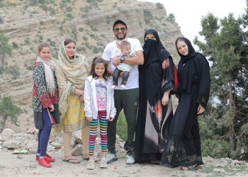 Shahid Afridi posts heartwarming tweet on International Women’s Day