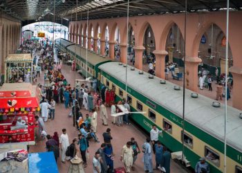 Pakistan Railways announces special trains for Lal Shahbaz Qalandar Urs and Baisakhi Mela