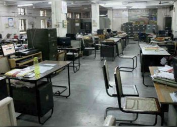 Two-day weekly off in govt offices cancelled by PM Shehbaz