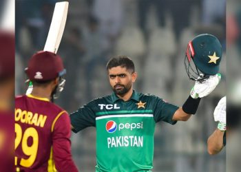 Pakistan edge past West Indies in a thriller