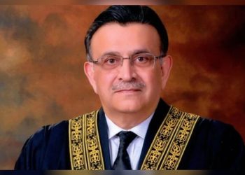 Head of party has to consider opinion of parliamentary party, says Chief Justice Pakistan