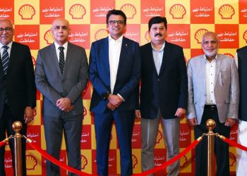 Shell Pakistan promotes biker and rickshaw fuelling safety