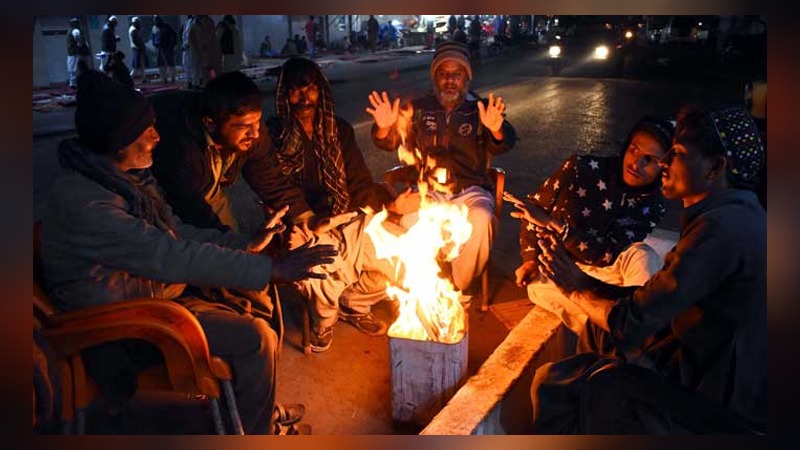 Winter is coming; temperature of Karachi will drop to 15°C in next 24 hours