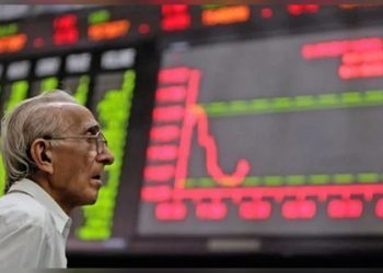 SBP’s increase in policy rate and political uncertainty; PSX loses over 700 points in morning session