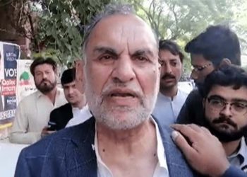 Imran Khan condemns ‘vengeful’ treatment of Azam Swati