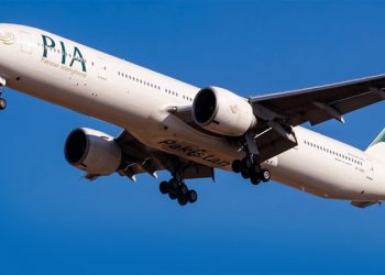 PIA partly shifts operations due to Lahore fog