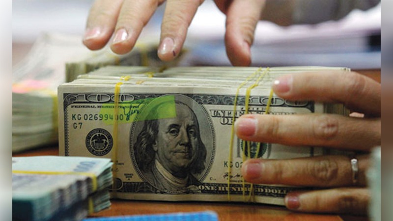 Foreign exchange reserves of Pakistan decreased by $327 million