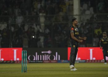 Peshawar Zalmi fined for slow over-rate