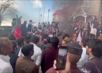 Imran Khan arrest ignites protest in Zaman Park.