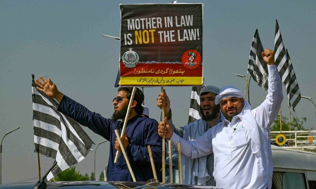 PDM protest: Maulana Fazl-Ur-Rehman refuses to change venue