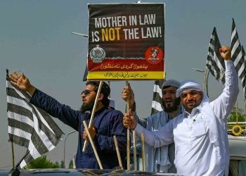 PDM protest: Maulana Fazl-Ur-Rehman refuses to change venue