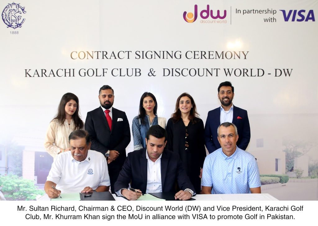 Discount World teams up with Karachi Golf Club to promote Golf