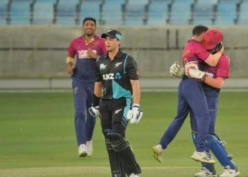 Waseem, Asif fireworks lit up Dubai sky; UAE beat NZ