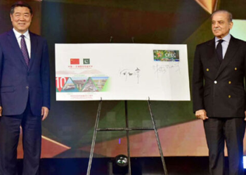Pakistan & China vows to make CPEC success