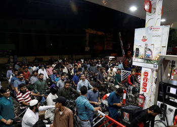 Petrol prices in Pakistan increased to Rs272.95