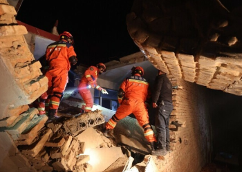 At least 116 killed and hundreds injured in earthquake of Gansu