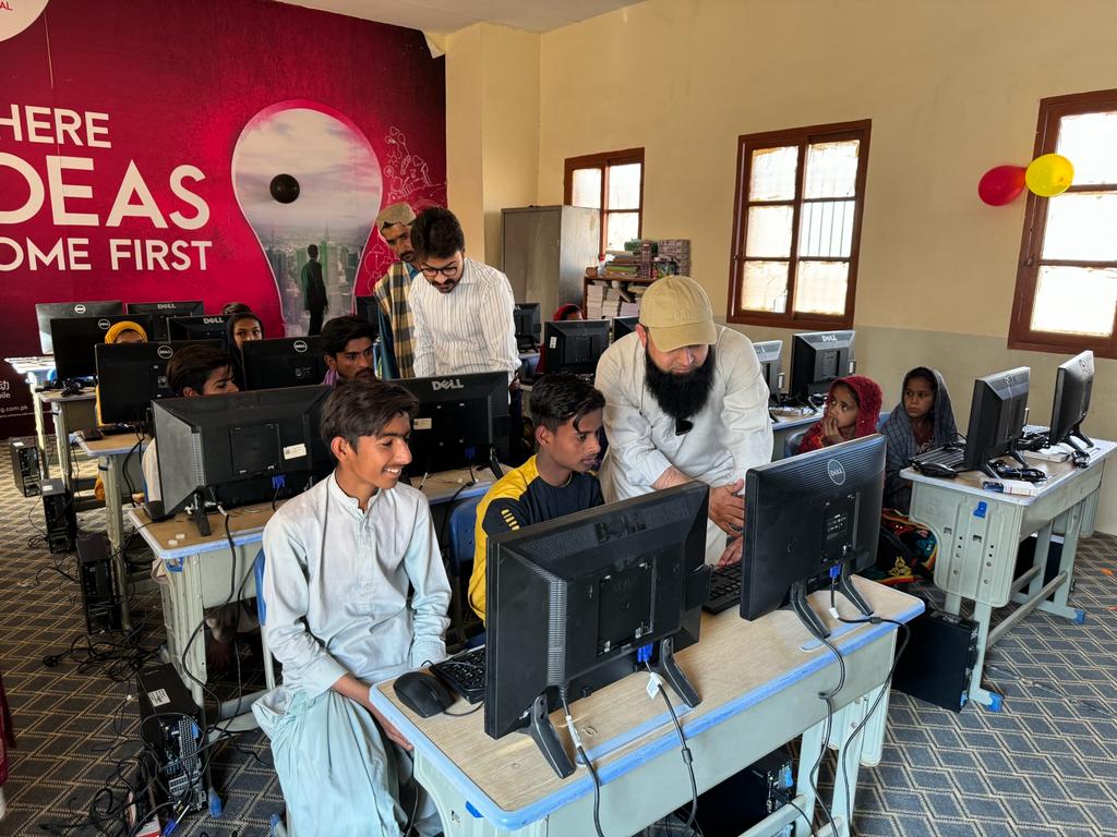 Digital Lab for Youth by Zong 4G and HANDS