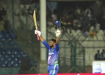 Usman Khan’s unbeaten ton propels Sultans to dominating triumph over Kings