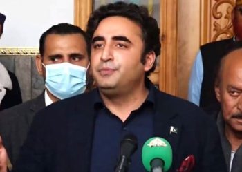 Bilawal urges unified action against terrorism after tragic attack on policemen in KP