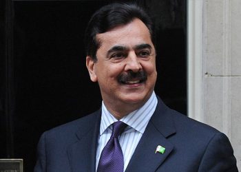 Gillani and Nasir elected as Senate leaders amid PTI protest
