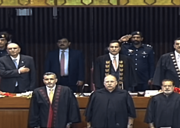 President Zardari addresses parliament amid chants of “Go Zardari Go”