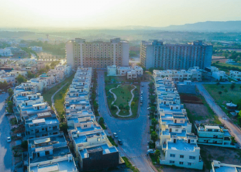 Raid on Bahria Town offices unveils controversial ties and allegations