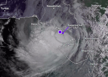 Potential cyclone near Karachi; PMD warns of cyclonic storm and heavy rainfall